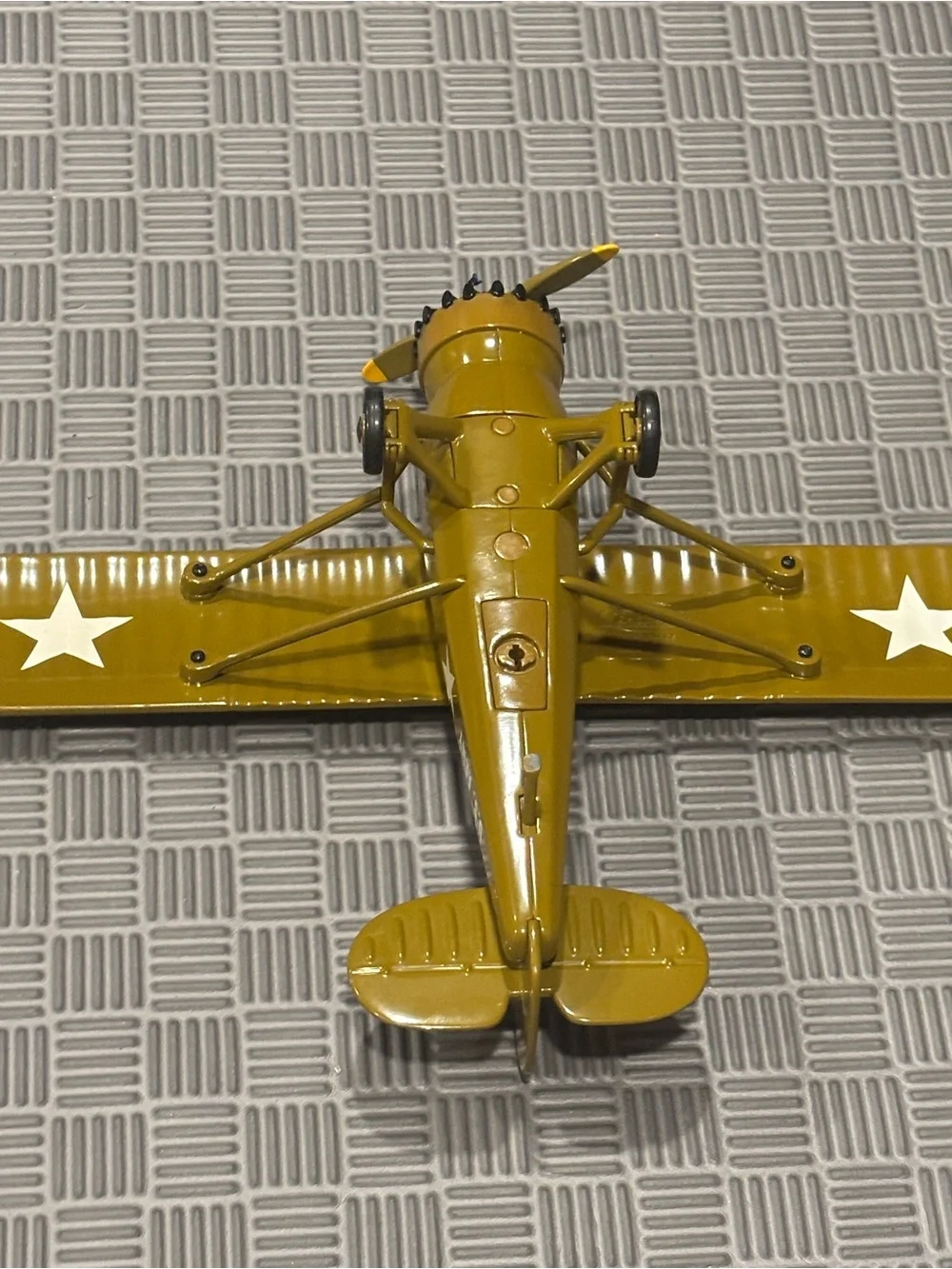 Vintage Gearbox US Army 17 23494 Die-Cast Military Style Green Model Airplane